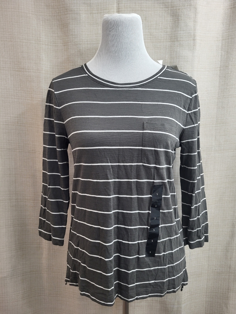 Banana Republic Women's Malibu Tee 3/4 Sleeve Gray White Striped Size Small NWT